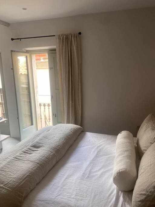 Velo Vern 3 Luxury Penthouse W Views Of City Wall Girona Kültér fotó